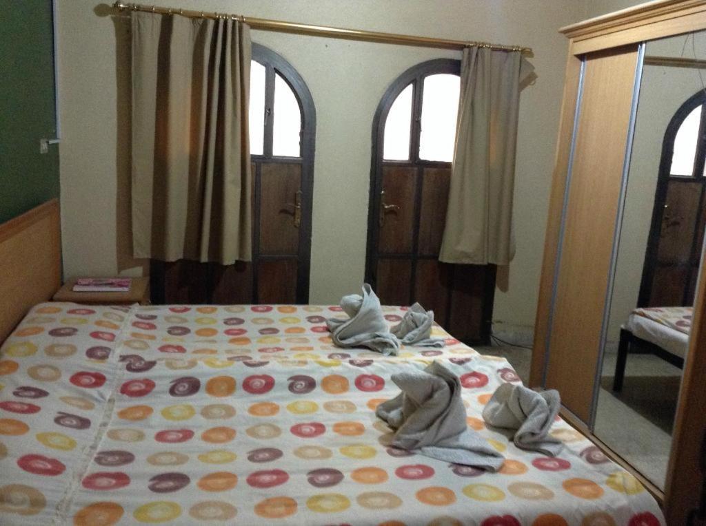 Queen Ayloa Hotel&Restaurant Madaba Ngoại thất bức ảnh